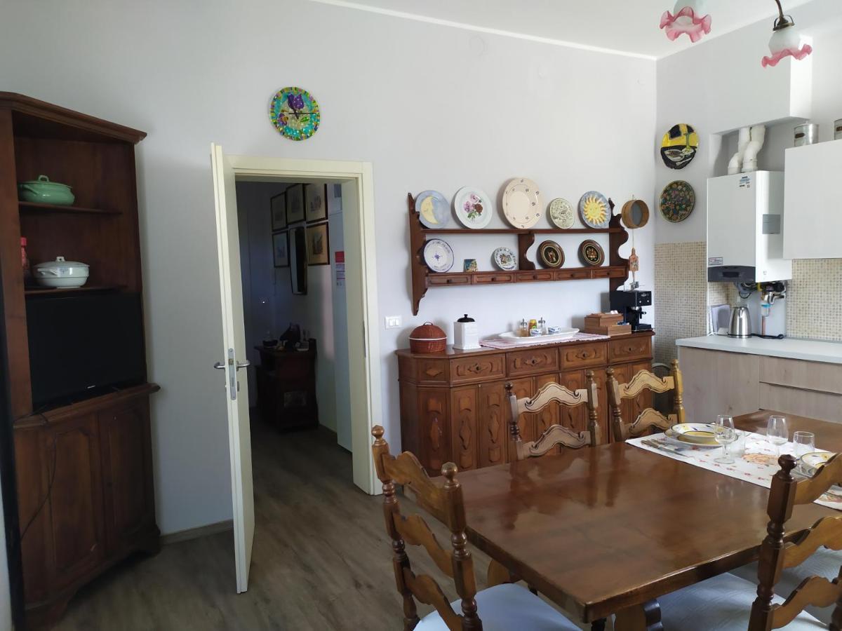 Casa Vacanze I Giardini Di Marzo Сан-Джорджо-ди-Мантова Экстерьер фото